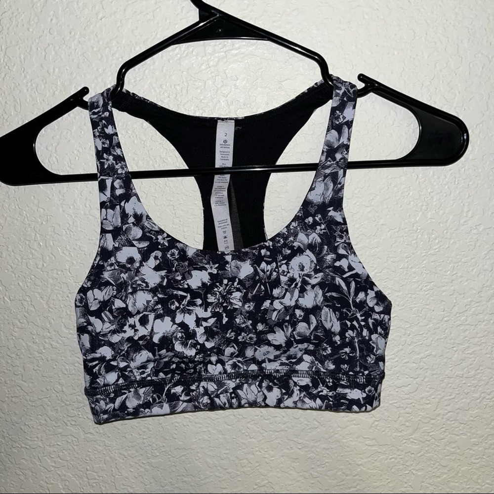 Lululemon Invigorate Bra Color: Mash Up White Black / Black Size 2